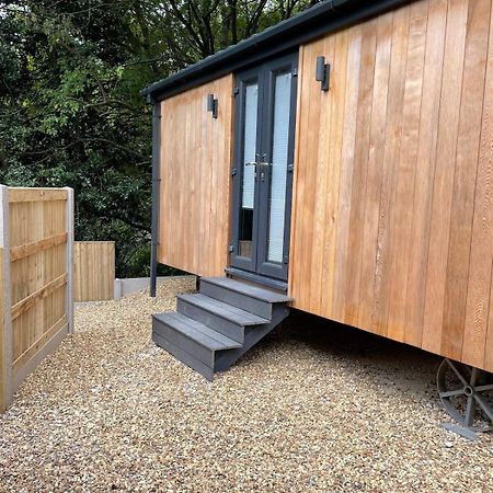 Dee Lodge With Private Hot Tub Llangollen Exterior photo